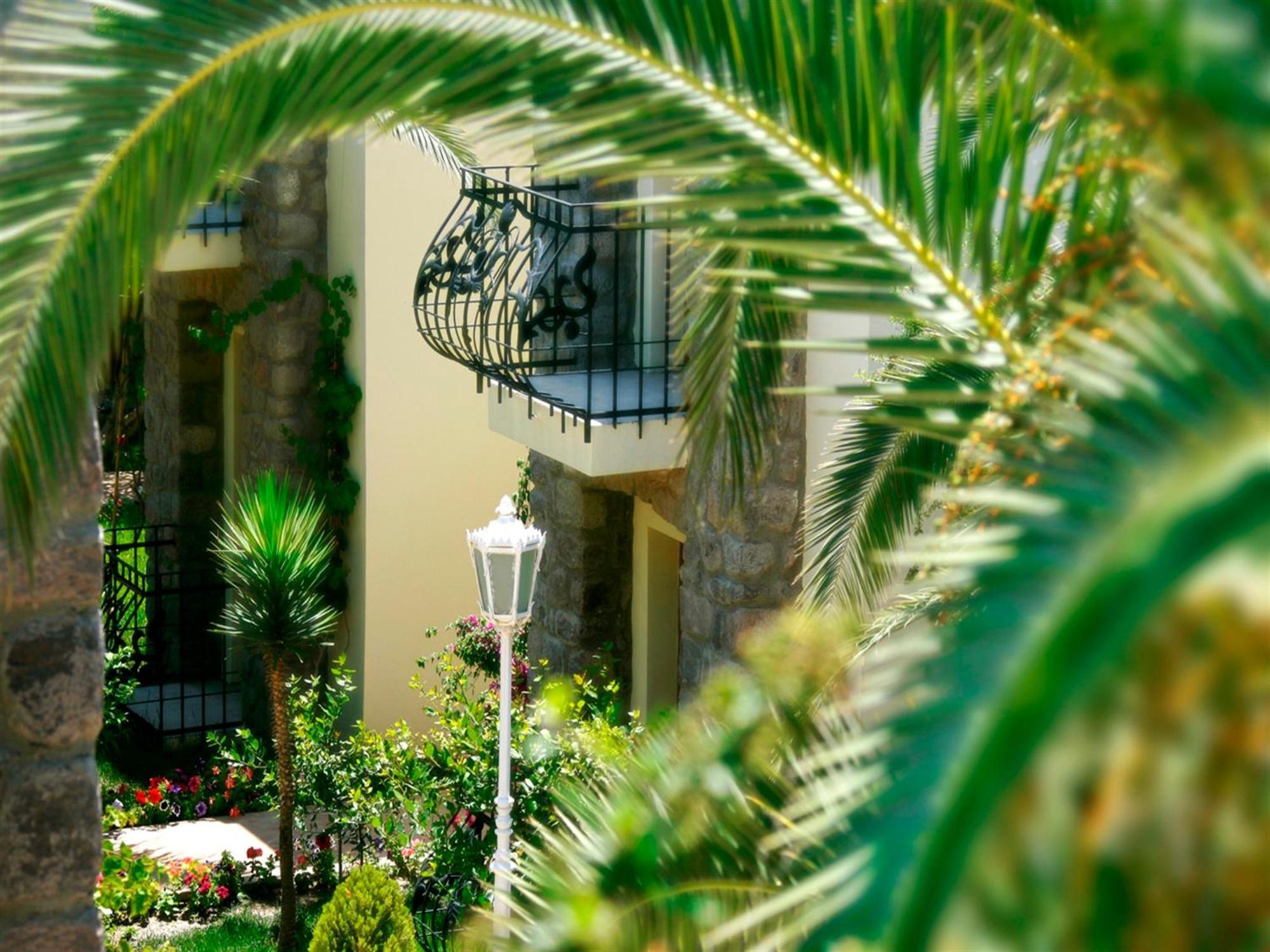 Bella Garden Hotel Бодрум Экстерьер фото